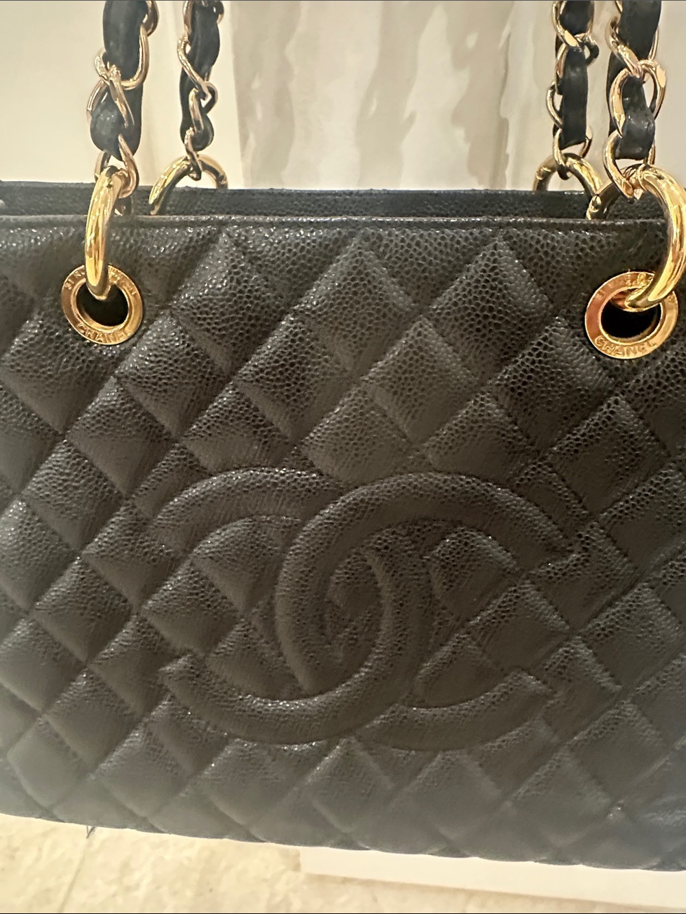 CHANEL Black Quilted Leather Shoulder Tote with Gold Chain Straps - Picture 4 of 13